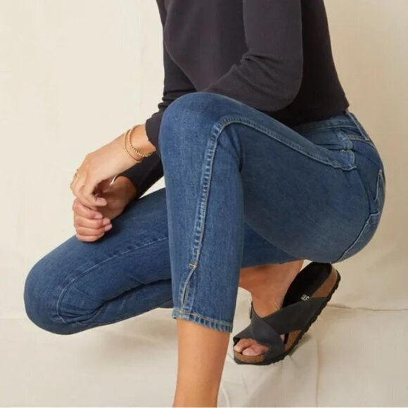 Amo Jeans Sz 27 Loverboy Twist Ankle Crop Slim Fit  Dark Wash - Picture 1 of 16
